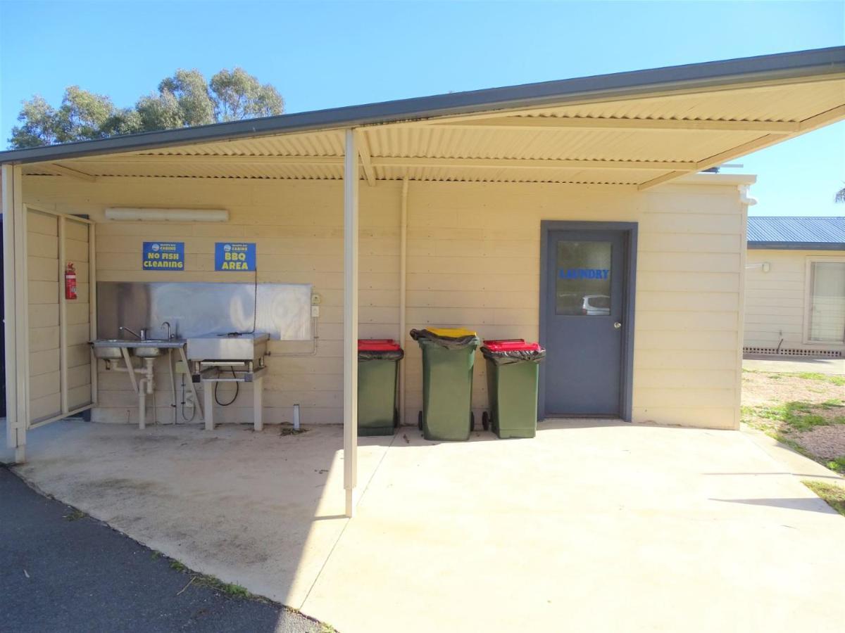 Moonta Bay Cabins Motel Port Moonta Buitenkant foto